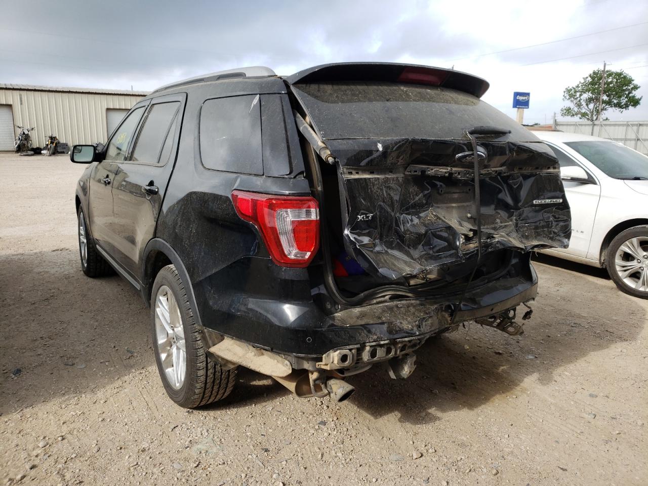 Photo 3 from auction – 2016 FORD EXPLORER X with VIN 1FM5K7D85GGA85181
