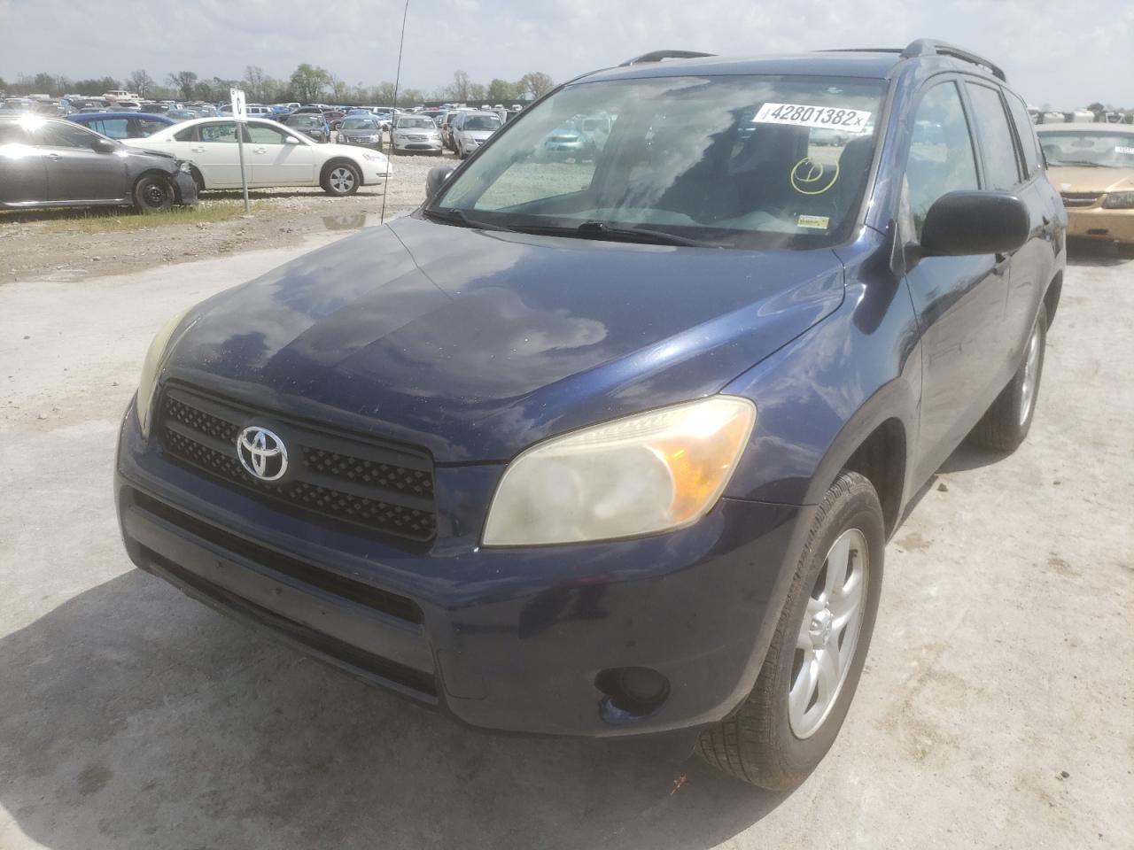 Photo 2 from auction – 2007 TOYOTA RAV4 with VIN JTMZD33V875077961