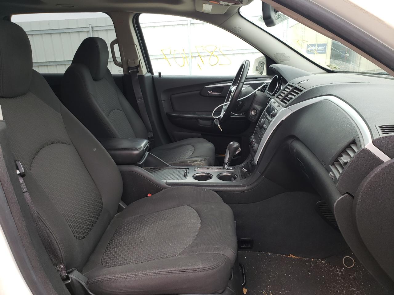 Photo 5 from auction – 2011 CHEVROLET TRAVERSE L with VIN 1GNKVGED4BJ140751