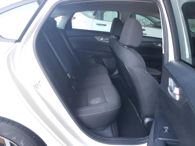 Photo 6 from auction – 2019 KIA FORTE FE with VIN 3KPF24AD8KE036414