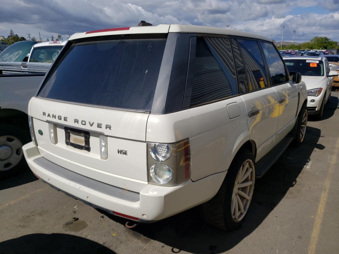 Photo 4 from auction – 2007 LAND ROVER RANGE ROVE with VIN SALME15467A257763