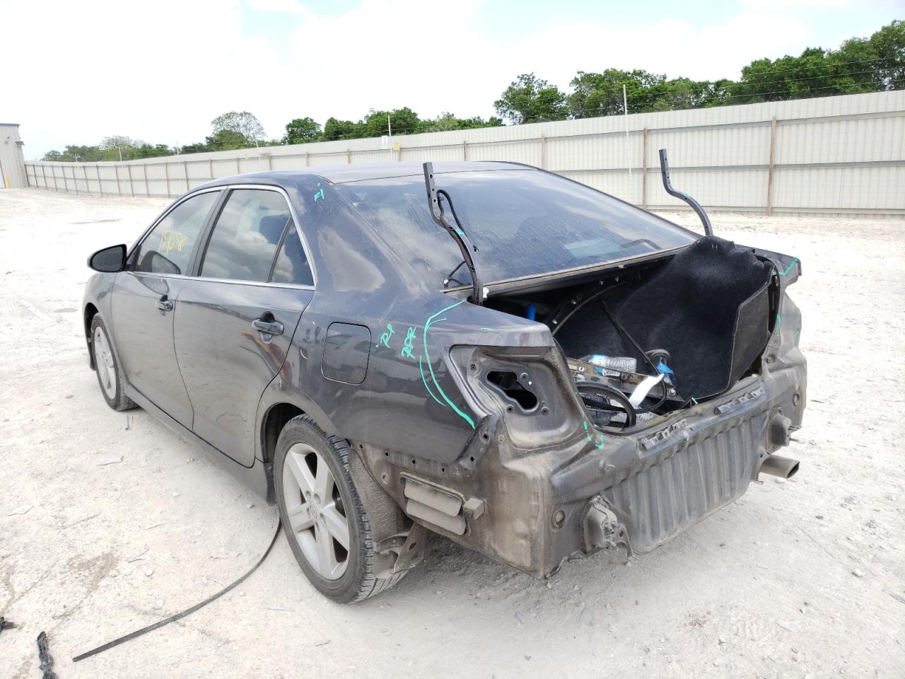 Zdjęcie 3 z aukcji – 2012 TOYOTA CAMRY BASE z VIN 4T1BF1FK9CU203032