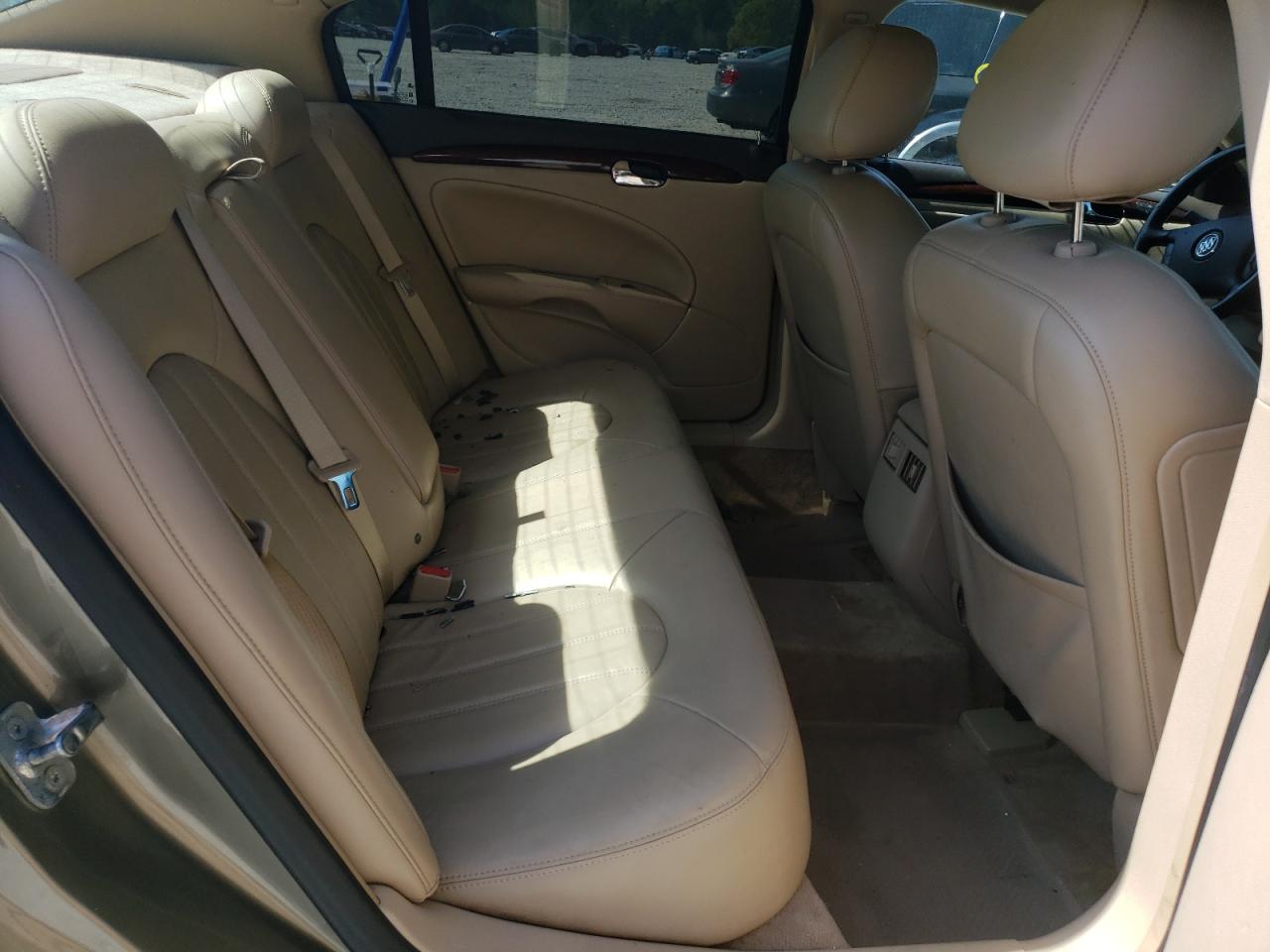 Photo 6 from auction – 2010 BUICK LUCERNE CX with VIN 1G4HE5EM0AU109738