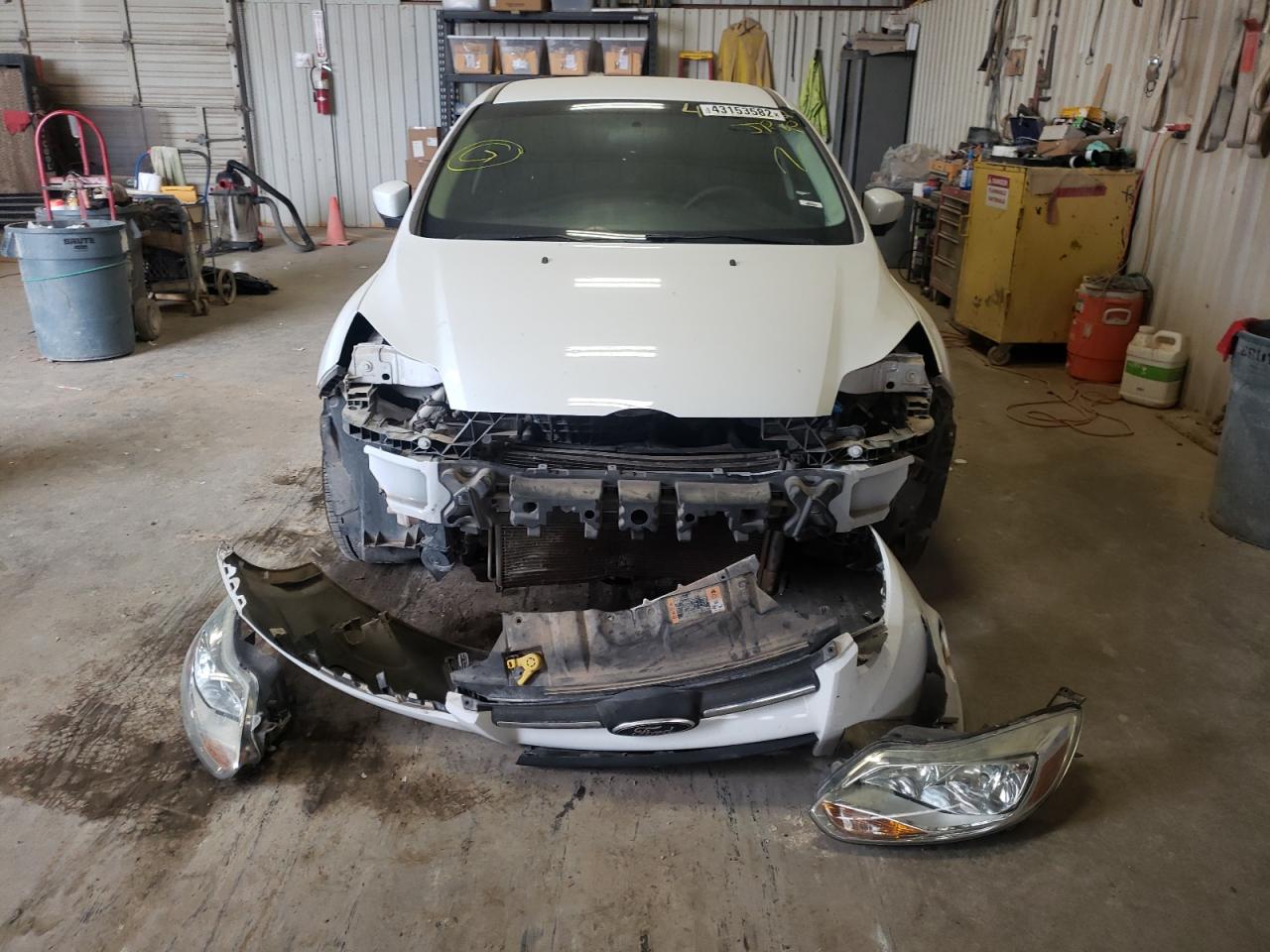 Photo 9 from auction – 2014 FORD FOCUS SE with VIN 1FADP3F26EL423362