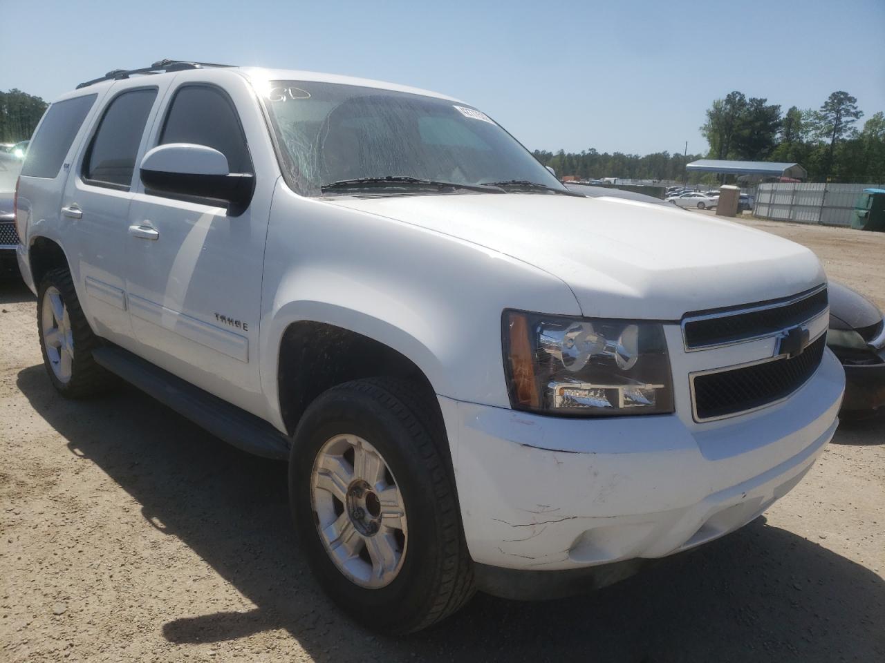 CHEVROLET TAHOE C150 2013 with VIN 1GNSCBE07DR279539 - Photo from auction