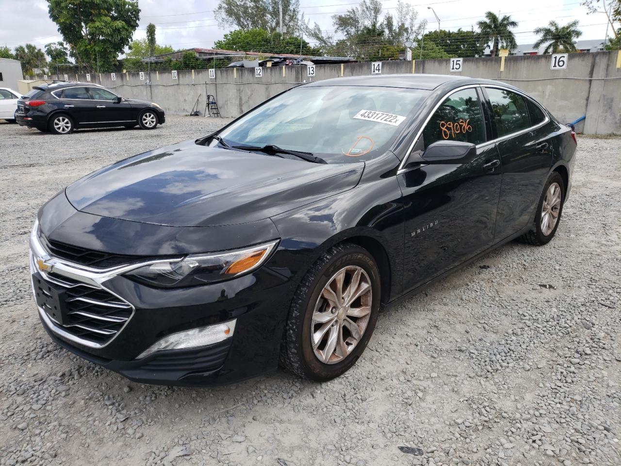 Photo 2 from auction – 2019 CHEVROLET MALIBU LT with VIN 1G1ZD5ST8KF166887
