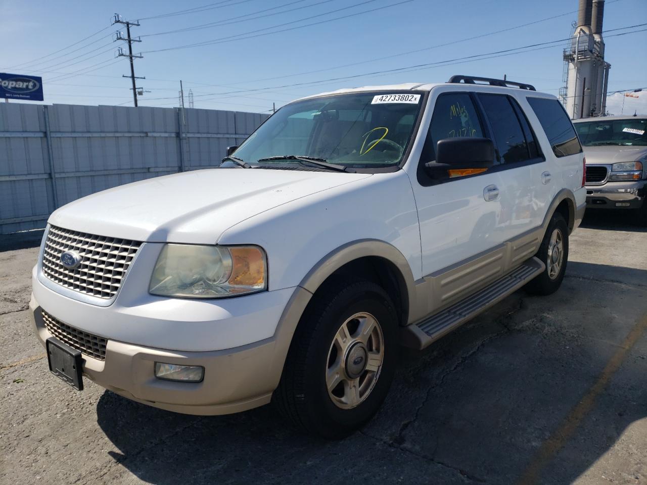 Photo 2 from auction – 2006 FORD EXPEDITION with VIN 1FMFU17516LA94964