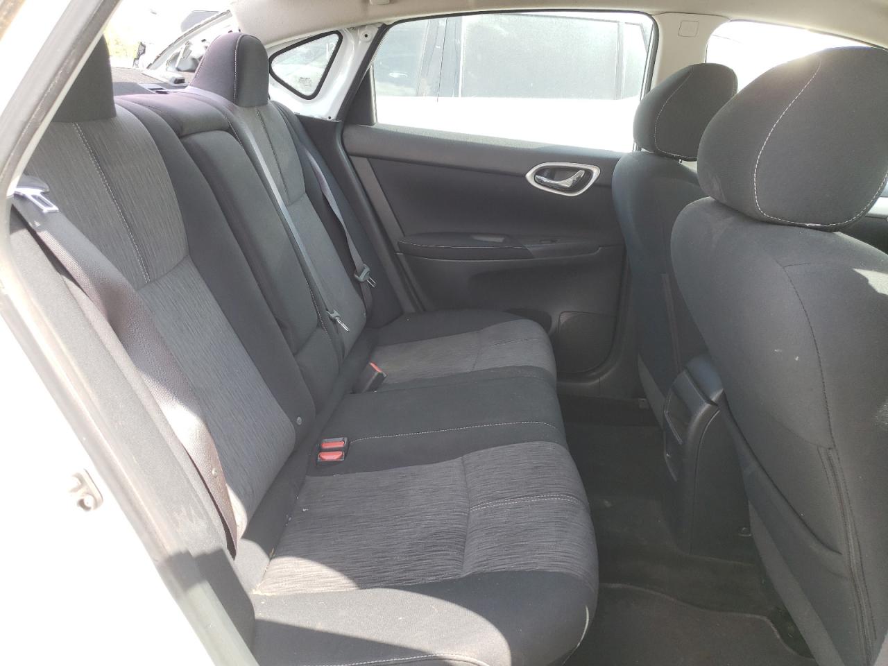 Photo 6 from auction – 2014 NISSAN SENTRA S with VIN 3N1AB7AP9EY256785