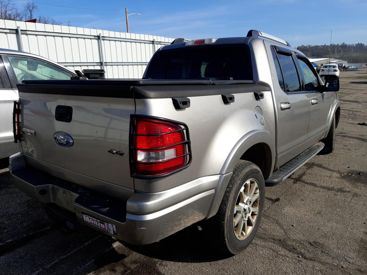Photo 4 from auction – 2008 FORD EXPLORER S with VIN 1FMEU53E78UA90214