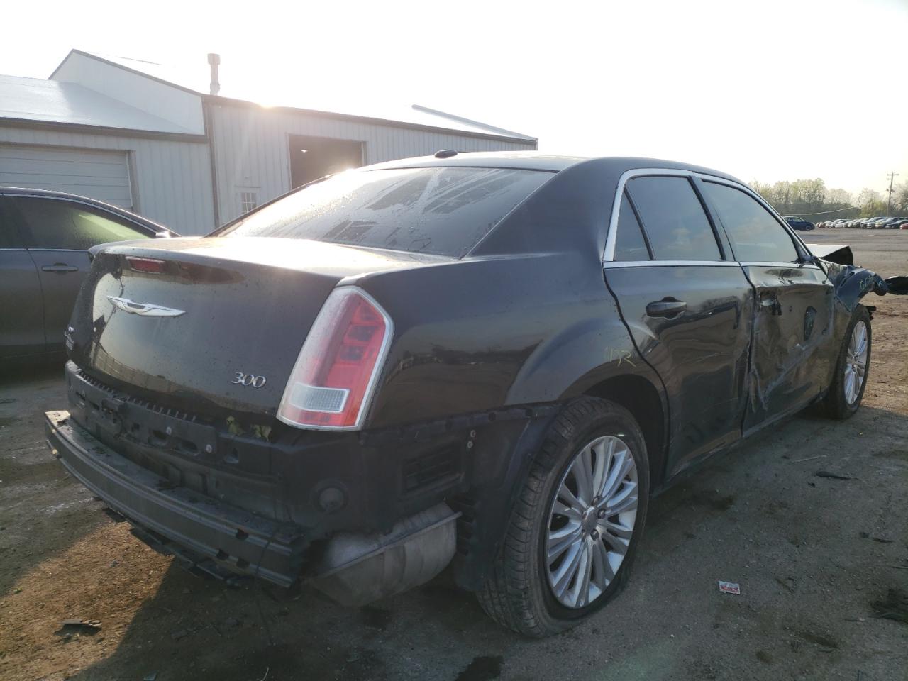 Photo 4 from auction – 2013 CHRYSLER 300 with VIN 2C3CCARG4DH535185