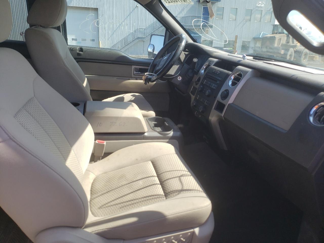 Photo 5 from auction – 2010 FORD F150 SUPER with VIN 1FTVX1CV8AKE50905
