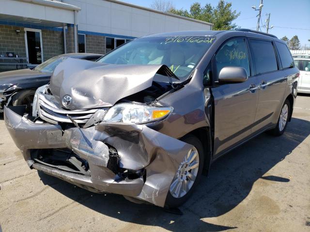 Photo 2 from auction – 2016 TOYOTA SIENNA XLE with VIN 5TDDK3DC3GS138298