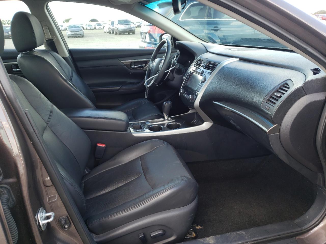 Photo 5 from auction – 2015 NISSAN ALTIMA 3.5 with VIN 1N4BL3AP0FC444439