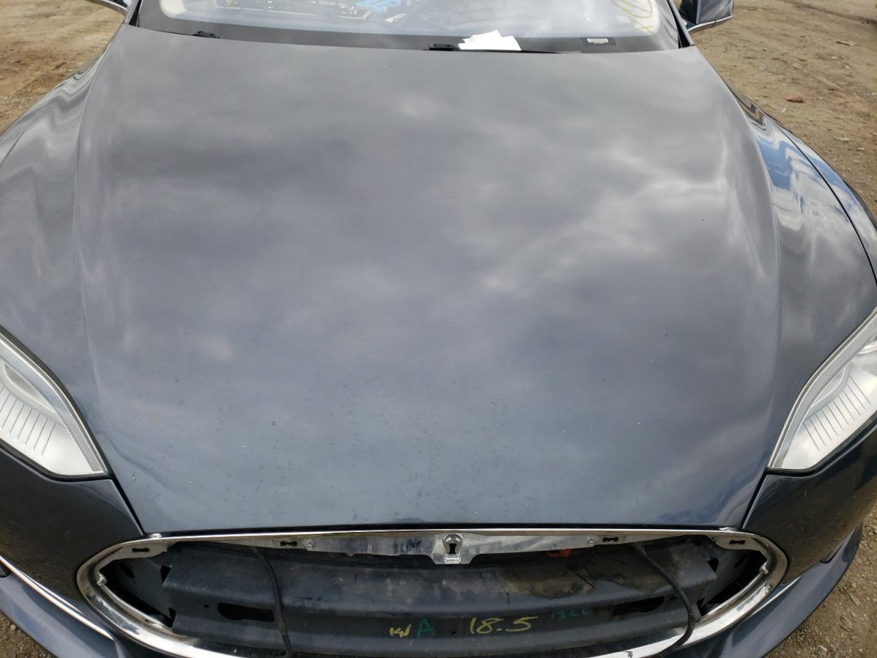 Photo 7 from auction – 2014 TESLA MODEL S with VIN 5YJSA1H15EFP54125