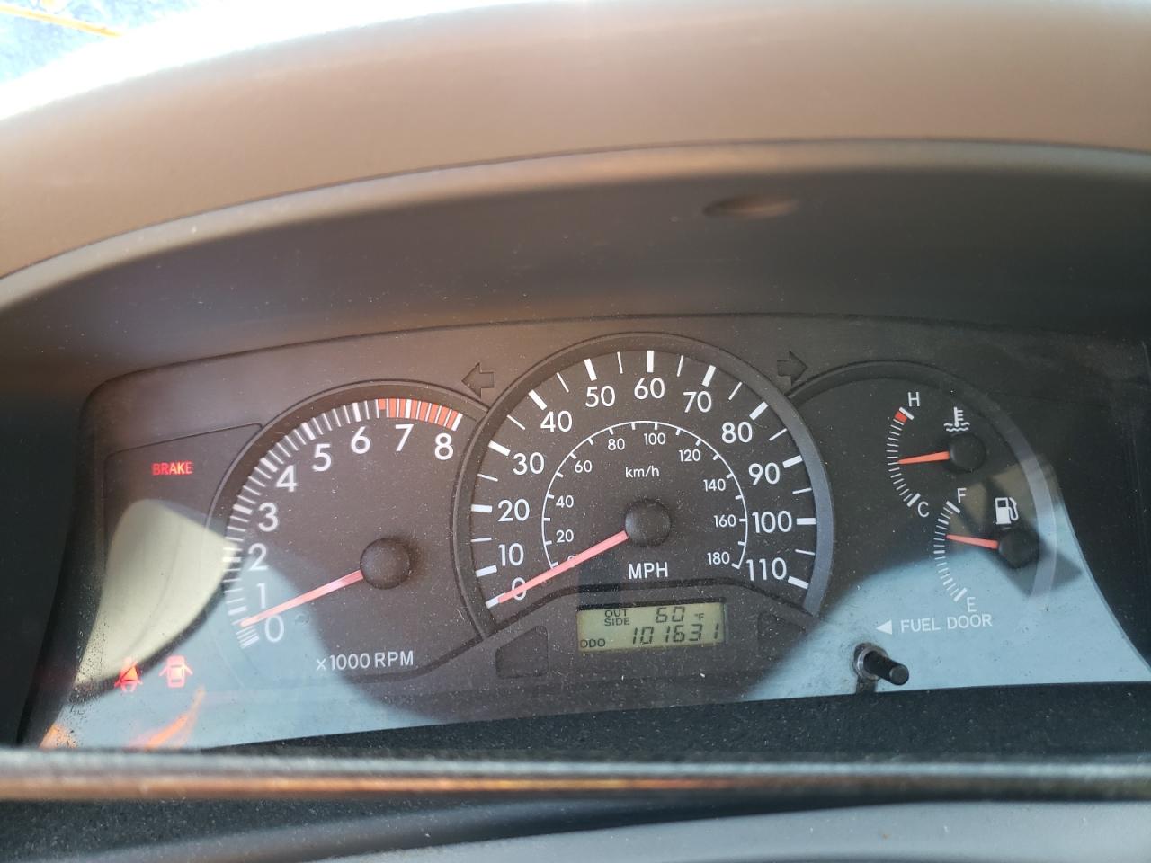 Photo 8 from auction – 2004 TOYOTA COROLLA CE with VIN 2T1BR32E34C293915