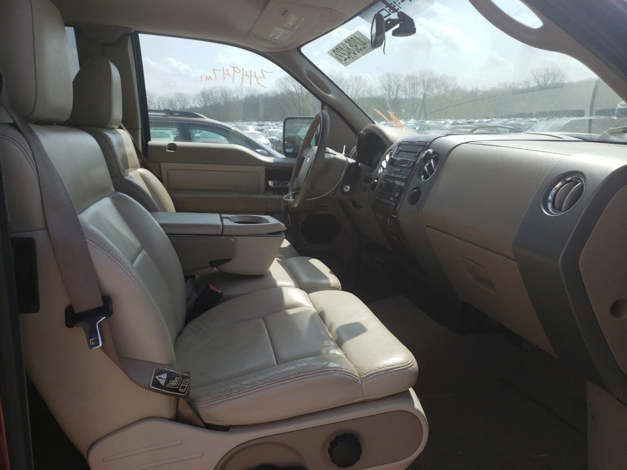 Photo 5 from auction – 2004 FORD F150 with VIN 1FTPX14514NA58116