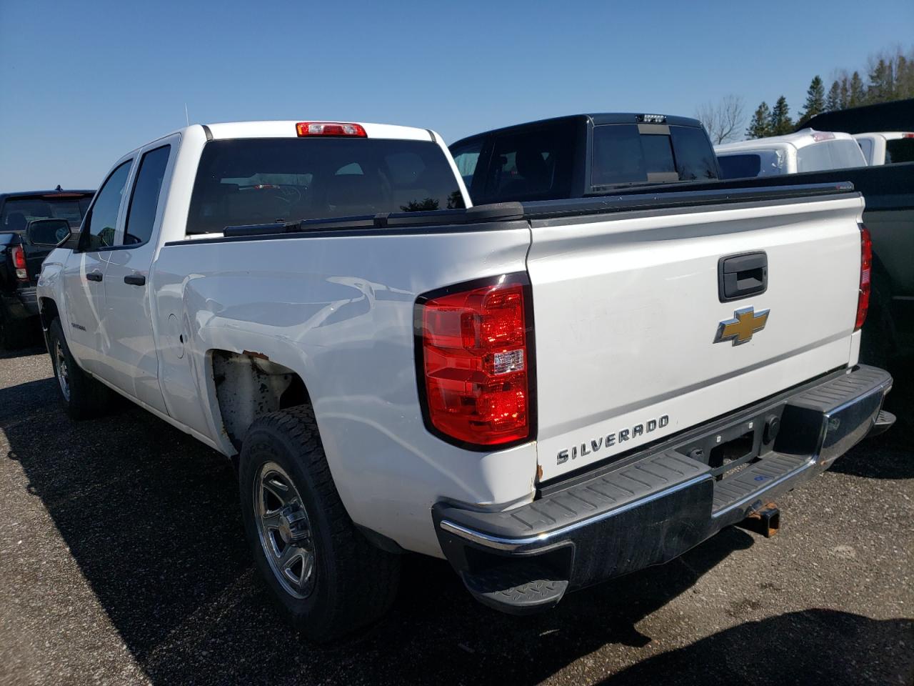 Photo 3 from auction – 2015 CHEVROLET SILVERADO with VIN 1GCRCPEH6FZ146154