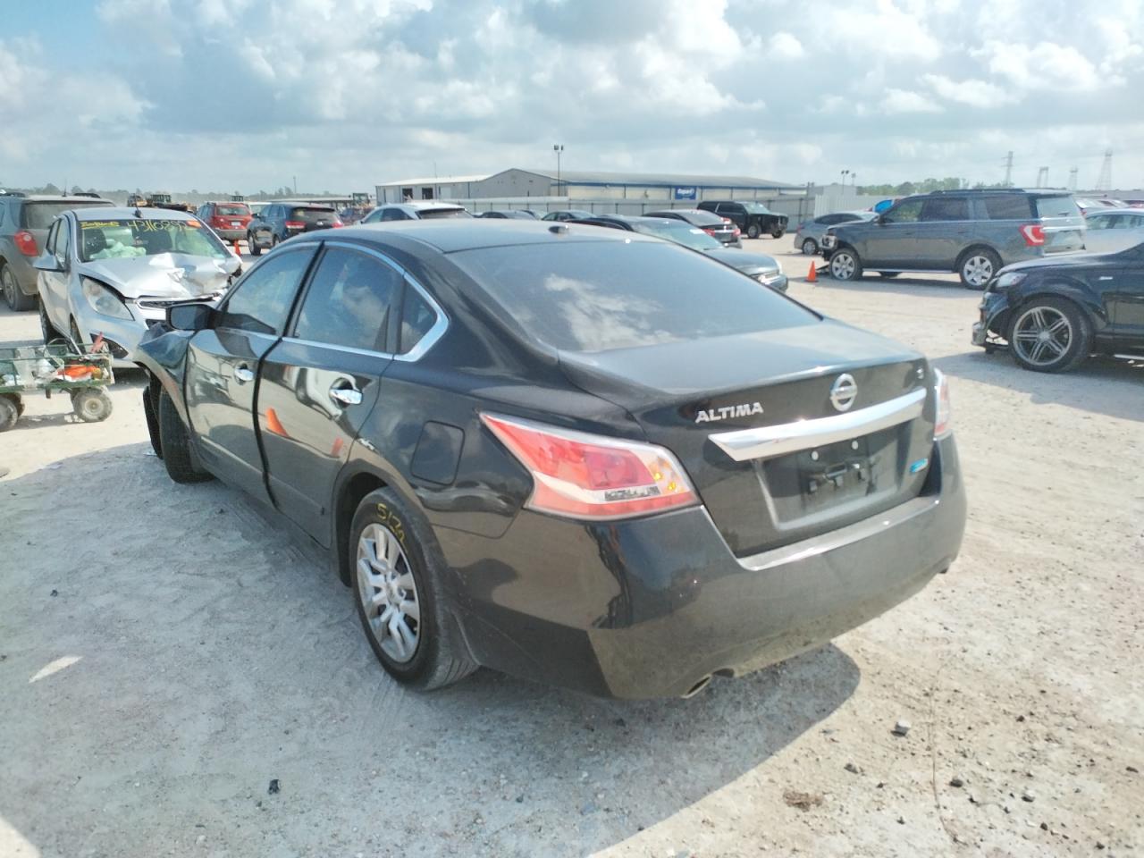 Photo 3 from auction – 2014 NISSAN ALTIMA with VIN 1N4AL3AP3EN372389