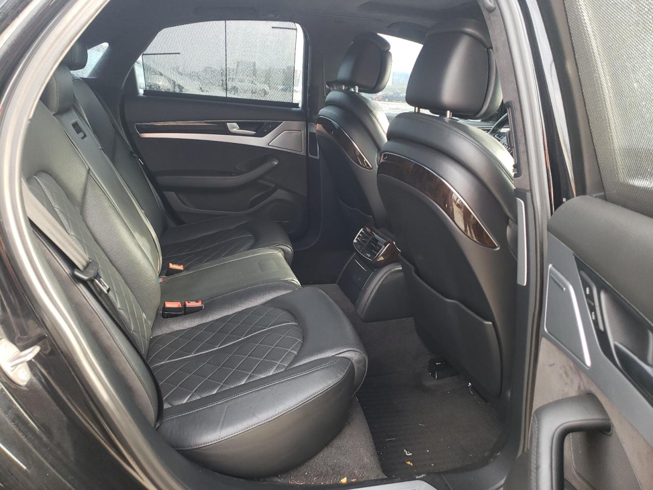 Photo 6 from auction – 2012 AUDI A8 QUATTRO with VIN WAUAVAFD0CN028343