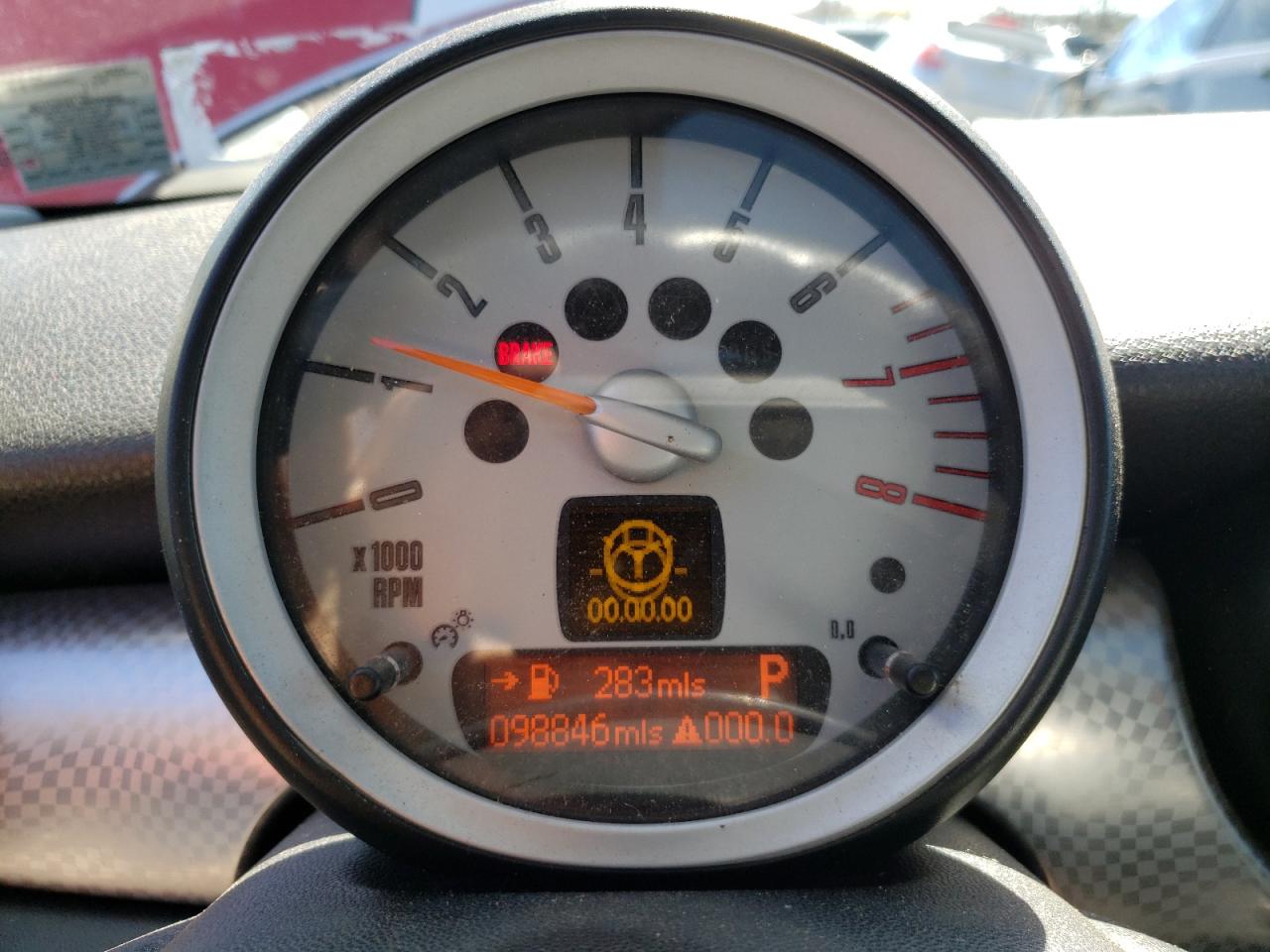 Photo 8 from auction – 2007 MINI COOPER with VIN WMWMF33547TT56109