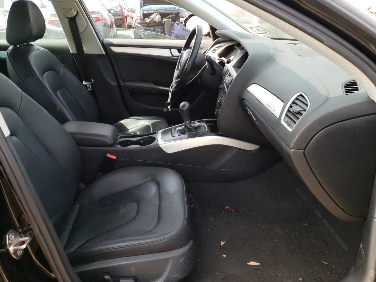 Photo 5 from auction – 2010 AUDI A4 2.0T with VIN WAUBFAFL8AN066294