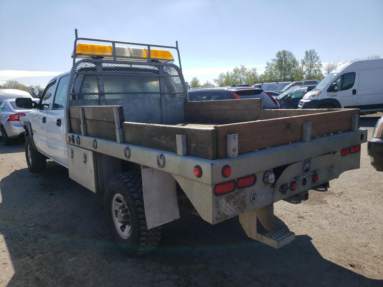 Photo 3 from auction – 2006 GMC NEW SIERRA with VIN 1GTHK33U56F230376