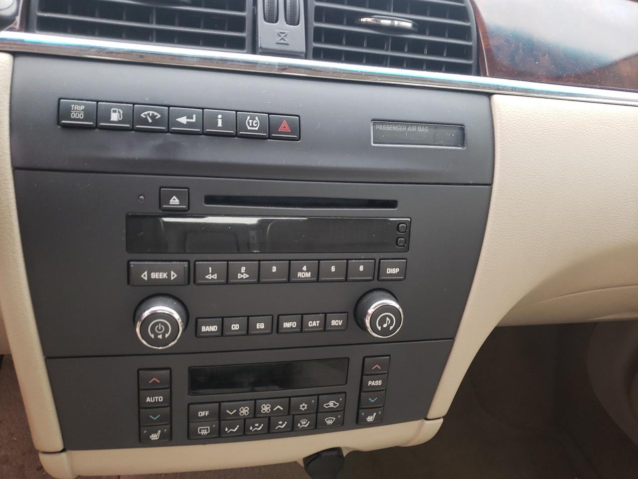 Photo 9 from auction – 2008 BUICK LACROSSE C with VIN 2G4WD582681378305