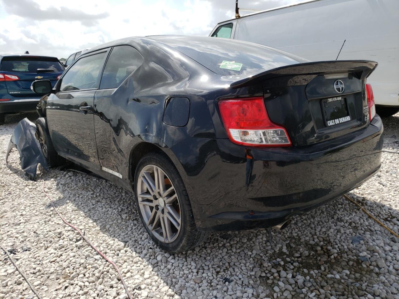 Photo 3 from auction – 2012 TOYOTA SCION TC with VIN JTKJF5C70C3040373