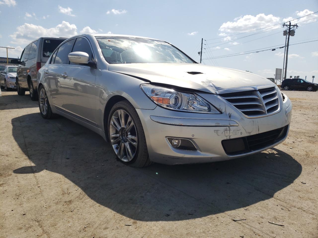 Photo 1 from auction – 2010 HYUNDAI GENESIS 4. with VIN KMHGC4DF8AU097112
