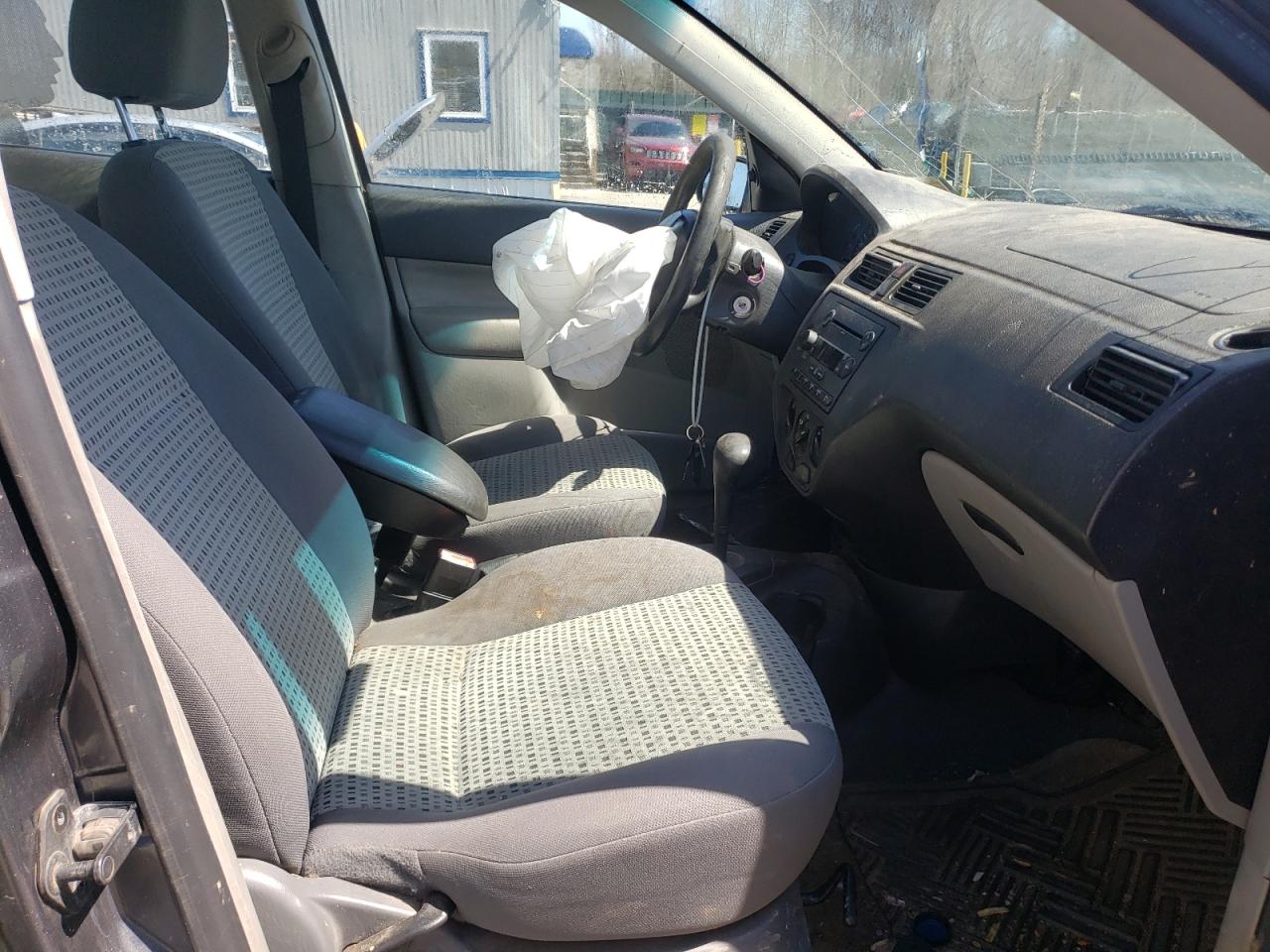 Photo 5 from auction – 2007 FORD FOCUS ZX4 with VIN 1FAFP34N27W236756