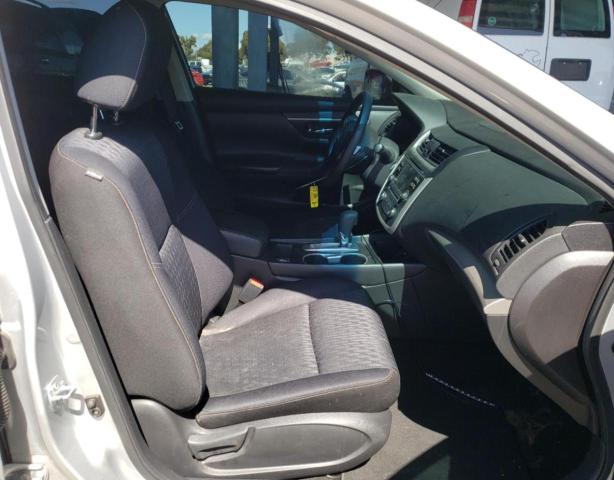 Photo 5 from auction – 2016 NISSAN ALTIMA 2.5 with VIN 1N4AL3AP1GC233957