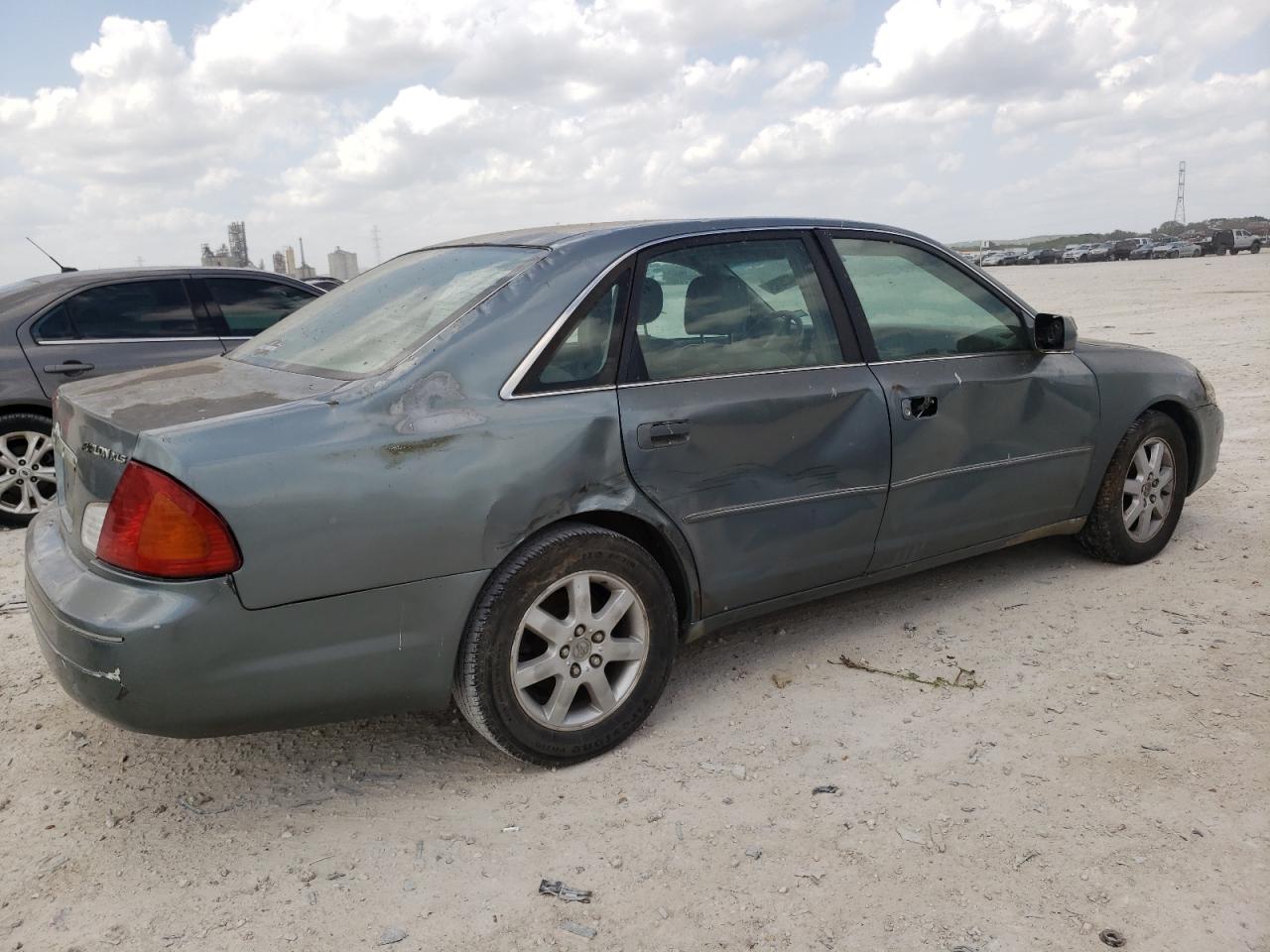 Photo 9 from auction – 2000 TOYOTA AVALON XL with VIN 4T1BF28B9YU093240