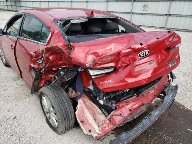 Photo 9 from auction – 2017 KIA FORTE LX with VIN 3KPFL4A77HE041863