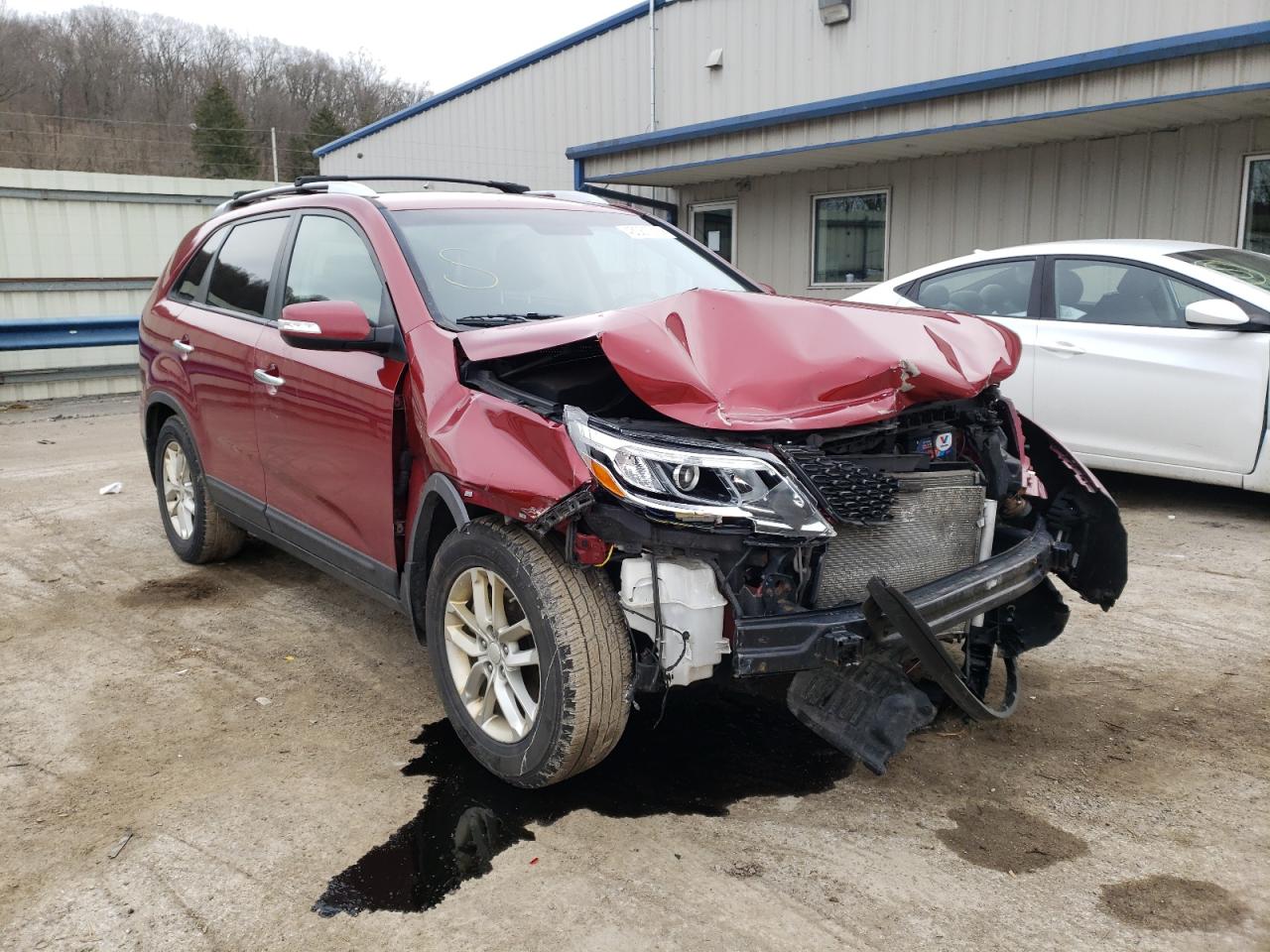 Photo 1 from auction – 2015 KIA SORENTO LX with VIN 5XYKT4A61FG580663