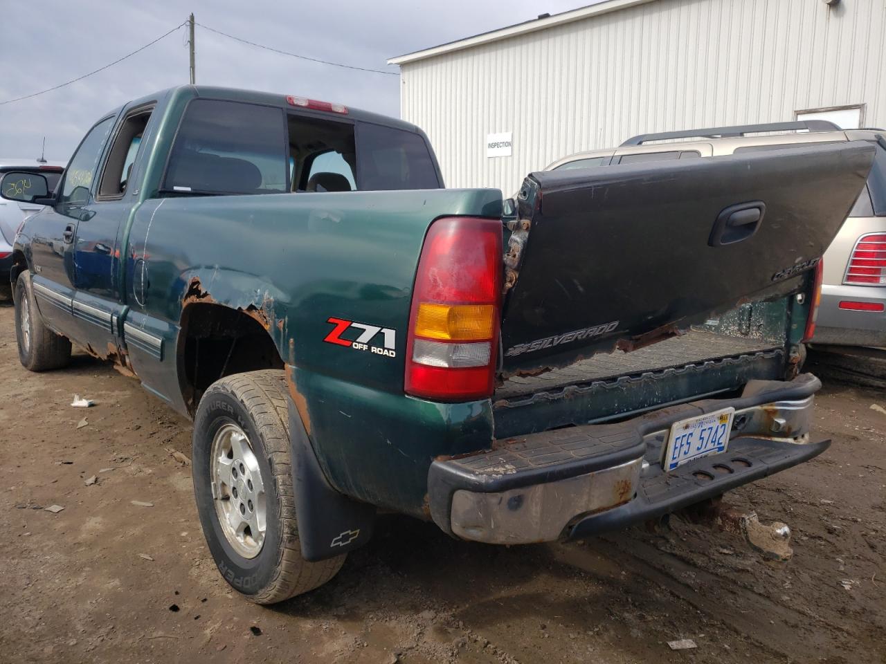 Photo 3 from auction – 2001 CHEVROLET SILVERADO with VIN 2GCEK19T511379800