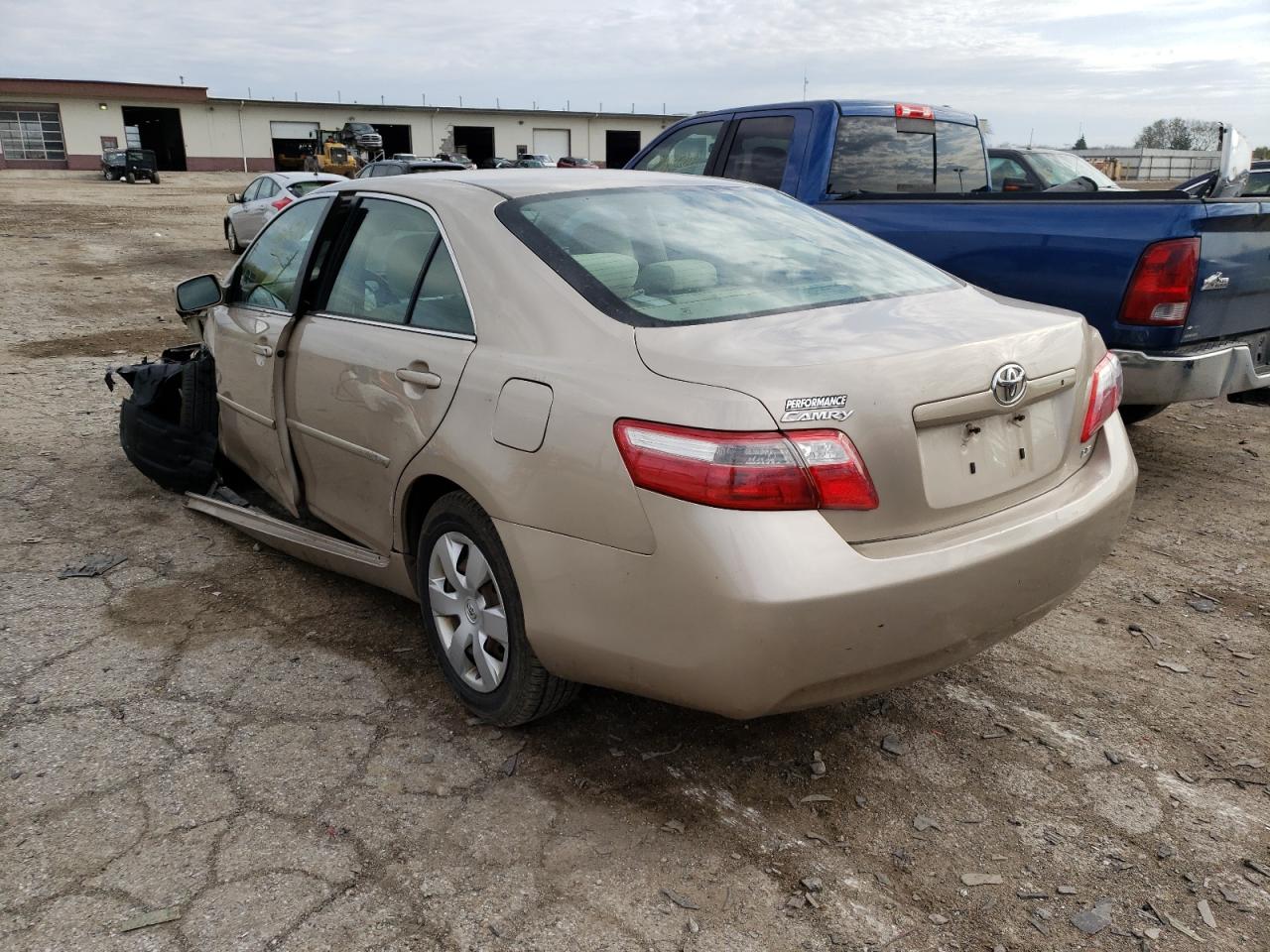 Photo 3 from auction – 2007 TOYOTA CAMRY CE with VIN 4T4BE46K17R008879