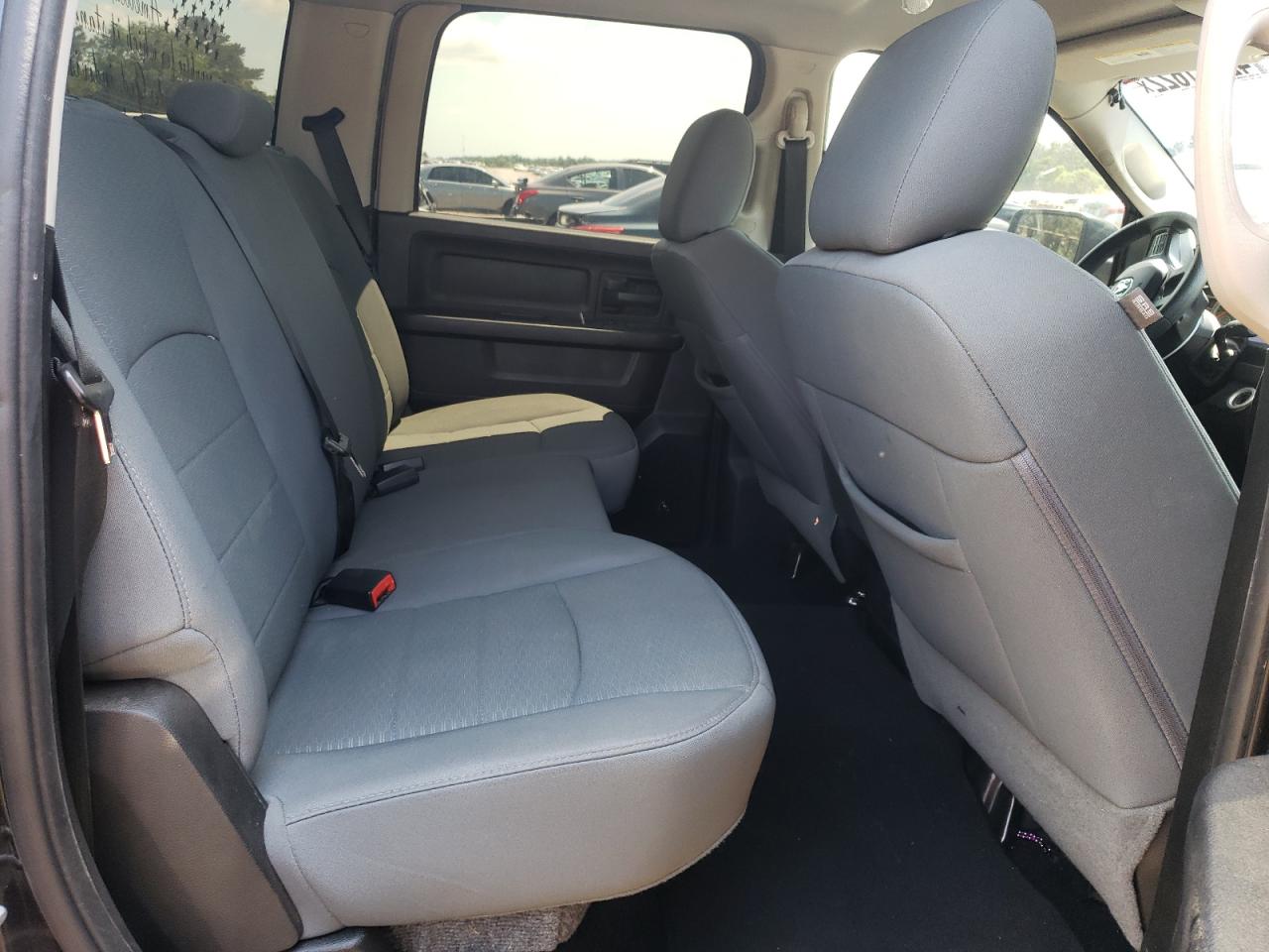 Photo 6 from auction – 2013 RAM 1500 ST with VIN 1C6RR6KTXDS527035