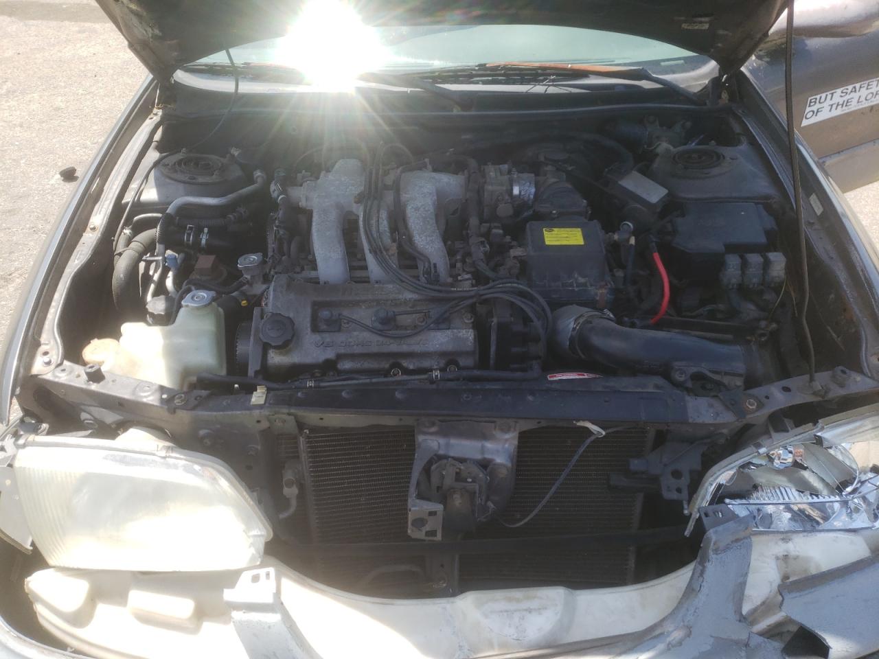 Photo 7 from auction – 2000 MAZDA 626 ES with VIN 1YVGF22D8Y5160340