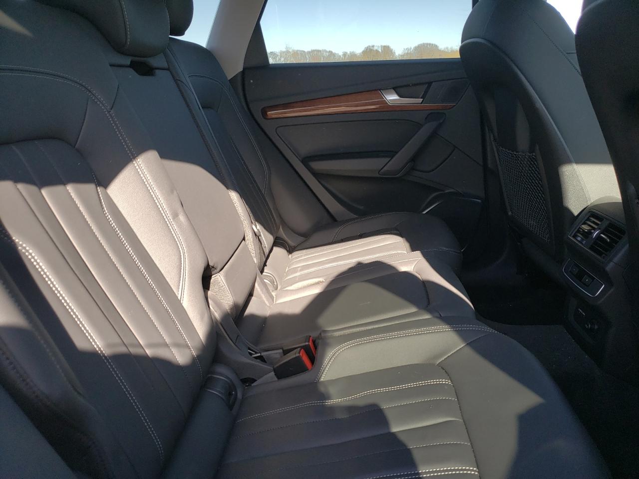 Photo 6 from auction – 2021 AUDI Q5 PREMIUM with VIN WA1AAAFY9M2101739