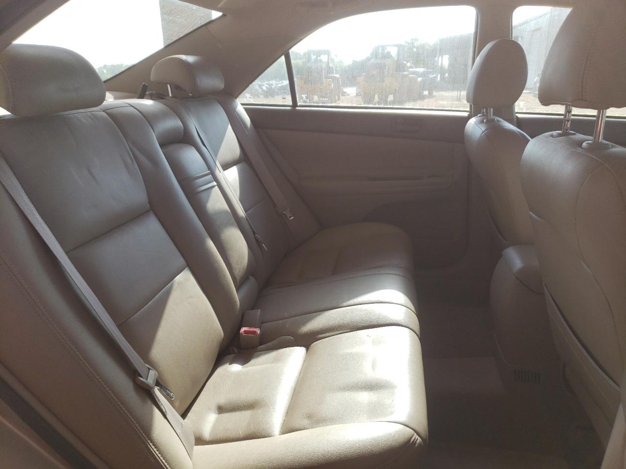 Photo 6 from auction – 2003 TOYOTA CAMRY LE with VIN 4T1BE32K43U181428