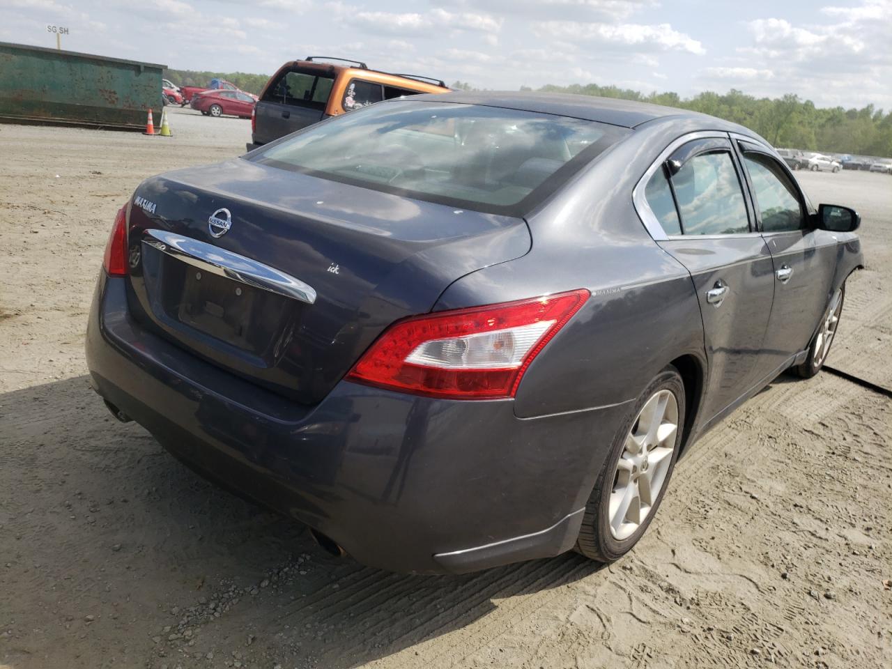 Photo 4 from auction – 2011 NISSAN MAXIMA S with VIN 1N4AA5AP3BC836127
