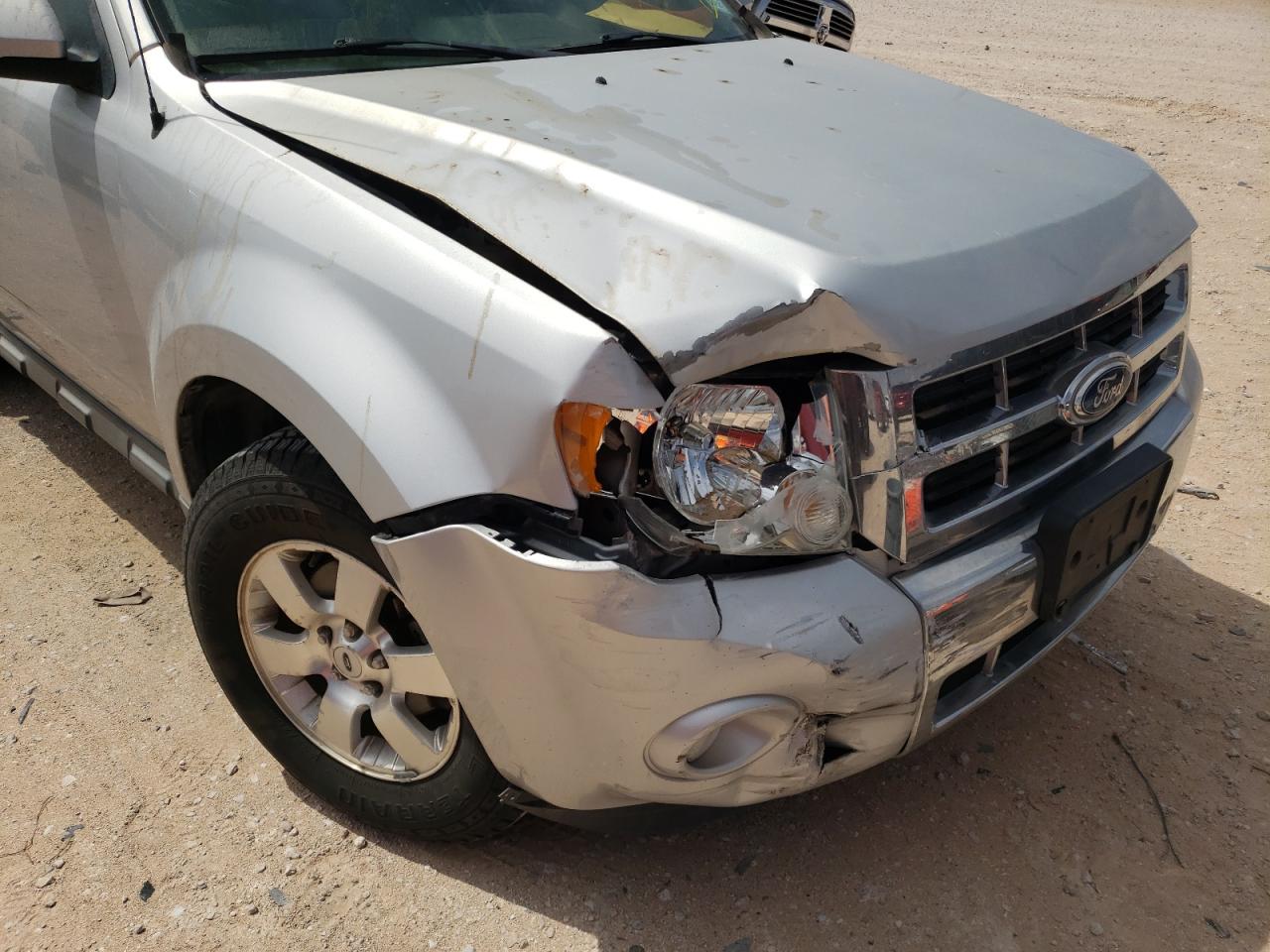 Photo 9 from auction – 2012 FORD ESCAPE LIM with VIN 1FMCU0EG5CKA30672