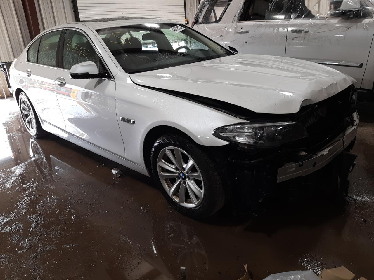 BMW 528 XI 2015 with VIN WBA5A7C5XFG143814 - Photo from auction