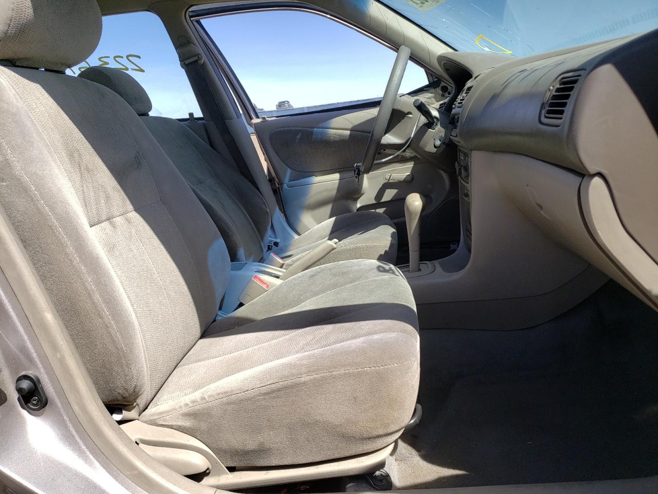 Photo 5 from auction – 2001 TOYOTA COROLLA CE with VIN 1NXBR12E91Z528459