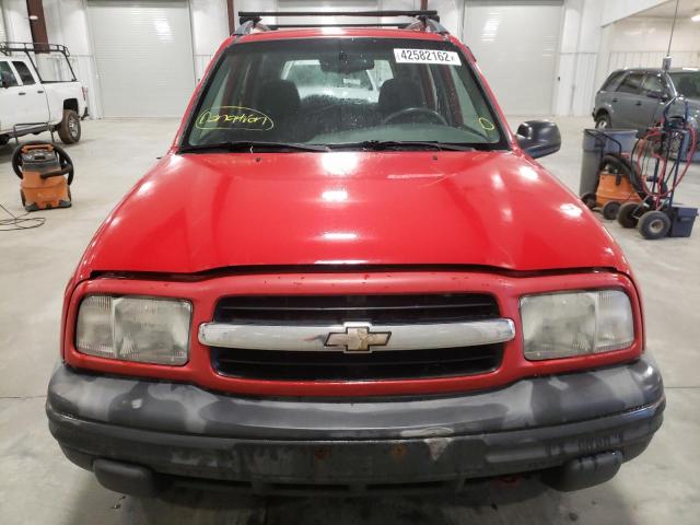 Photo 9 from auction – 2000 CHEVROLET TRACKER with VIN 2CNBJ13C1Y6955356