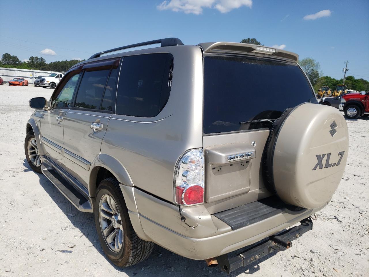 Photo 3 from auction – 2004 SUZUKI XL7 EX with VIN JS3TY92V544105281