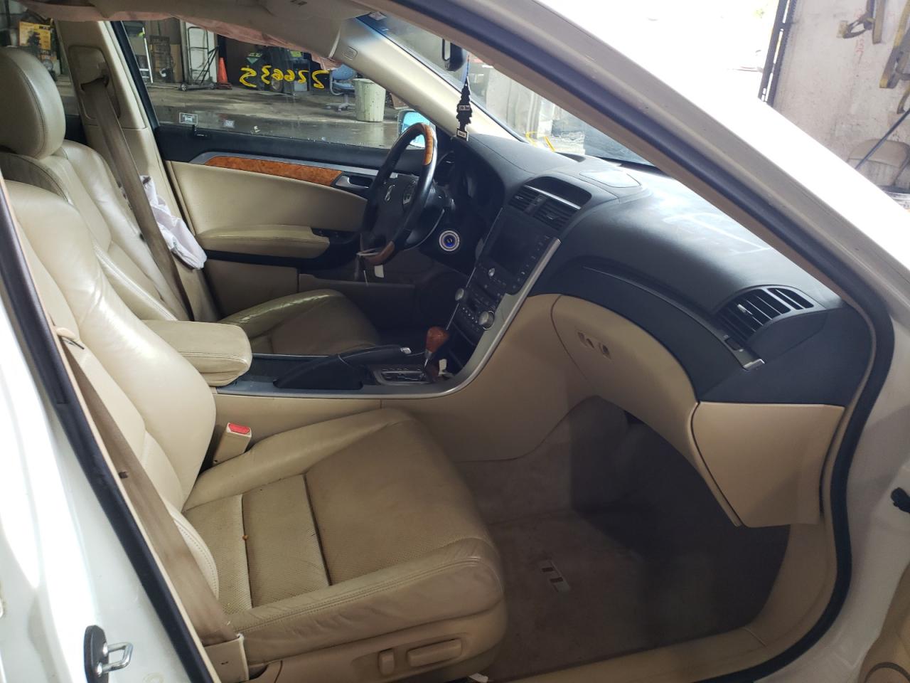 Photo 5 from auction – 2006 ACURA 3.2TL with VIN 19UUA66226A064409