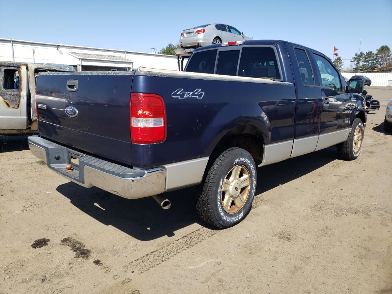 Photo 4 from auction – 2004 FORD F150 with VIN 1FTRX14W04FA39150