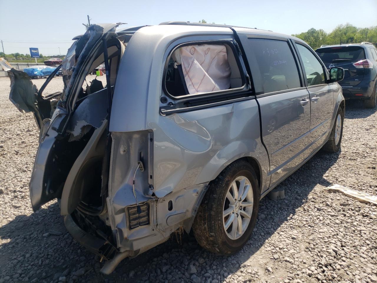 Photo 4 from auction – 2016 DODGE GRAND CARA with VIN 2C4RDGCG2GR352333