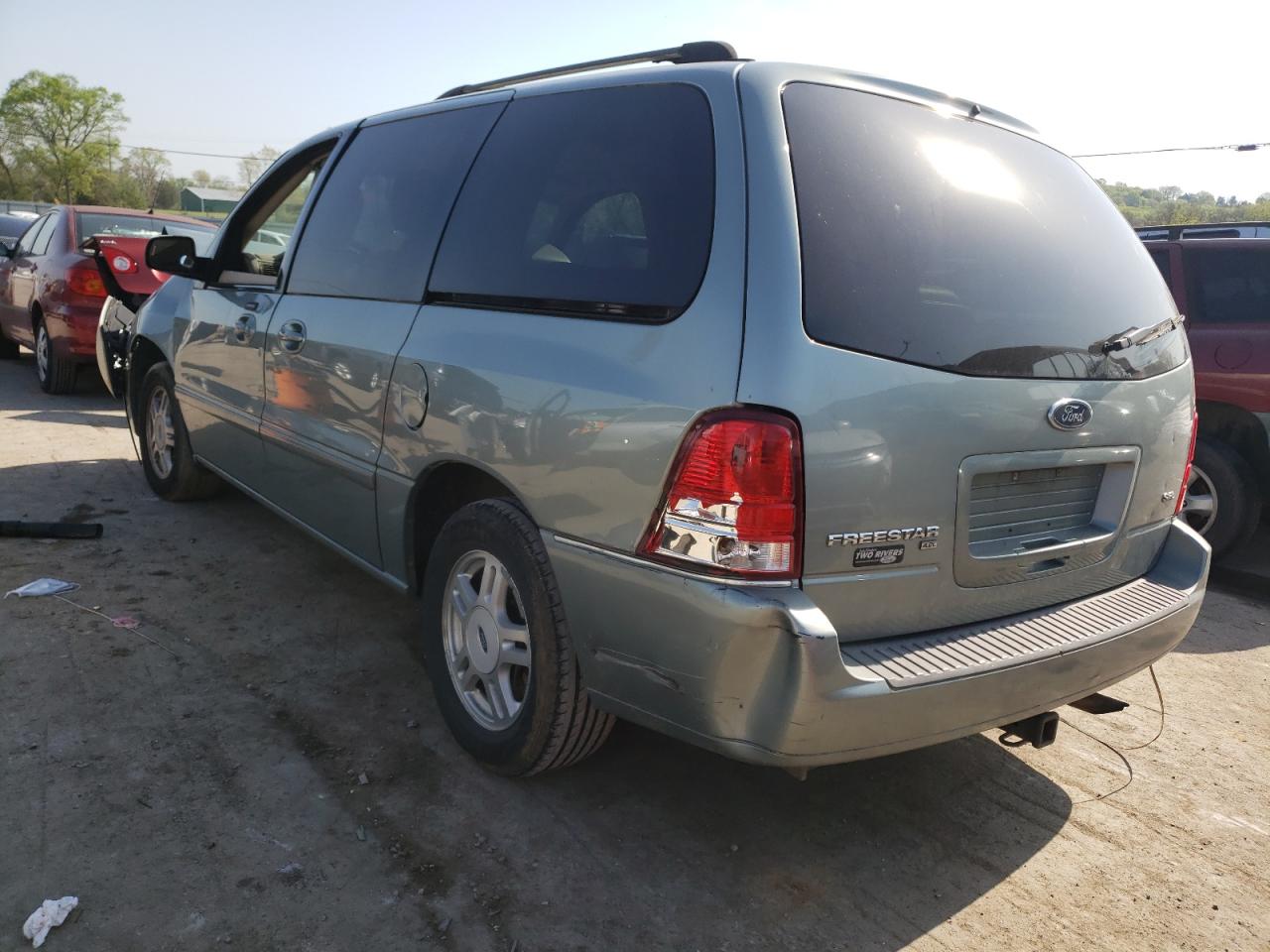 Photo 3 from auction – 2007 FORD FREESTAR S with VIN 2FMZA52227BA17922